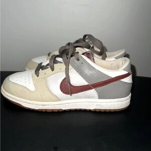 Nike Low Dunks